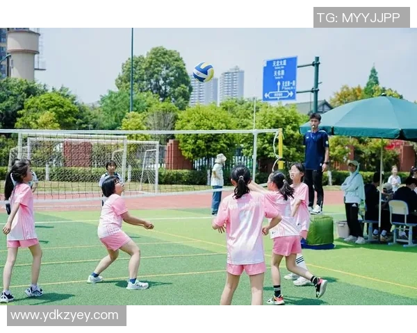 成都排球队引领最新排球意识TOP10榜单精彩瞬间回顾