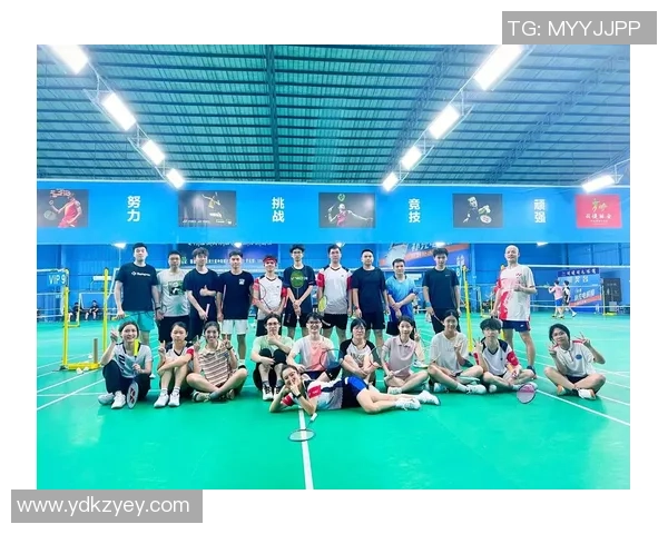 武汉羽毛球队与重庆羽毛球队赛后复盘分析团队配合与战术执行的关键要素